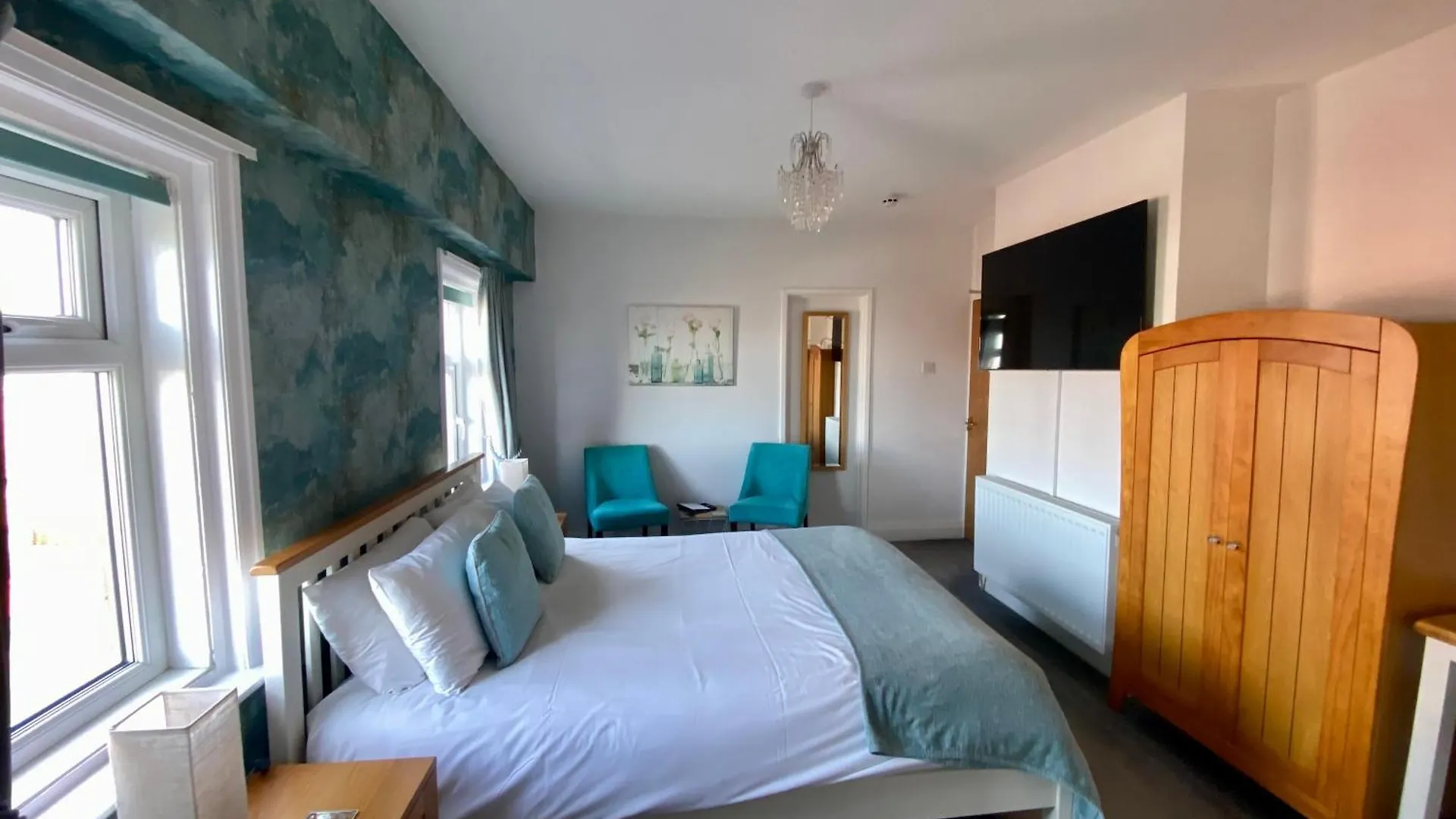 The Fossil Tree Hotel Blackpool