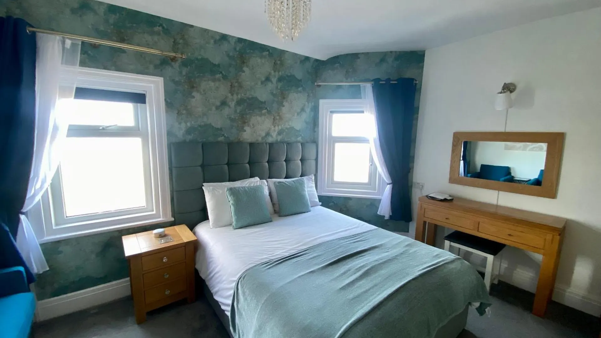 The Fossil Tree Hotel Blackpool 4*,  United Kingdom