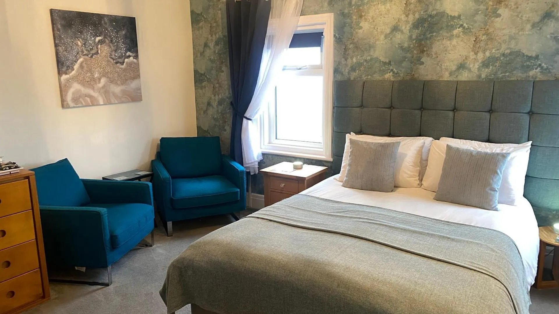 The Fossil Tree Hotel Blackpool