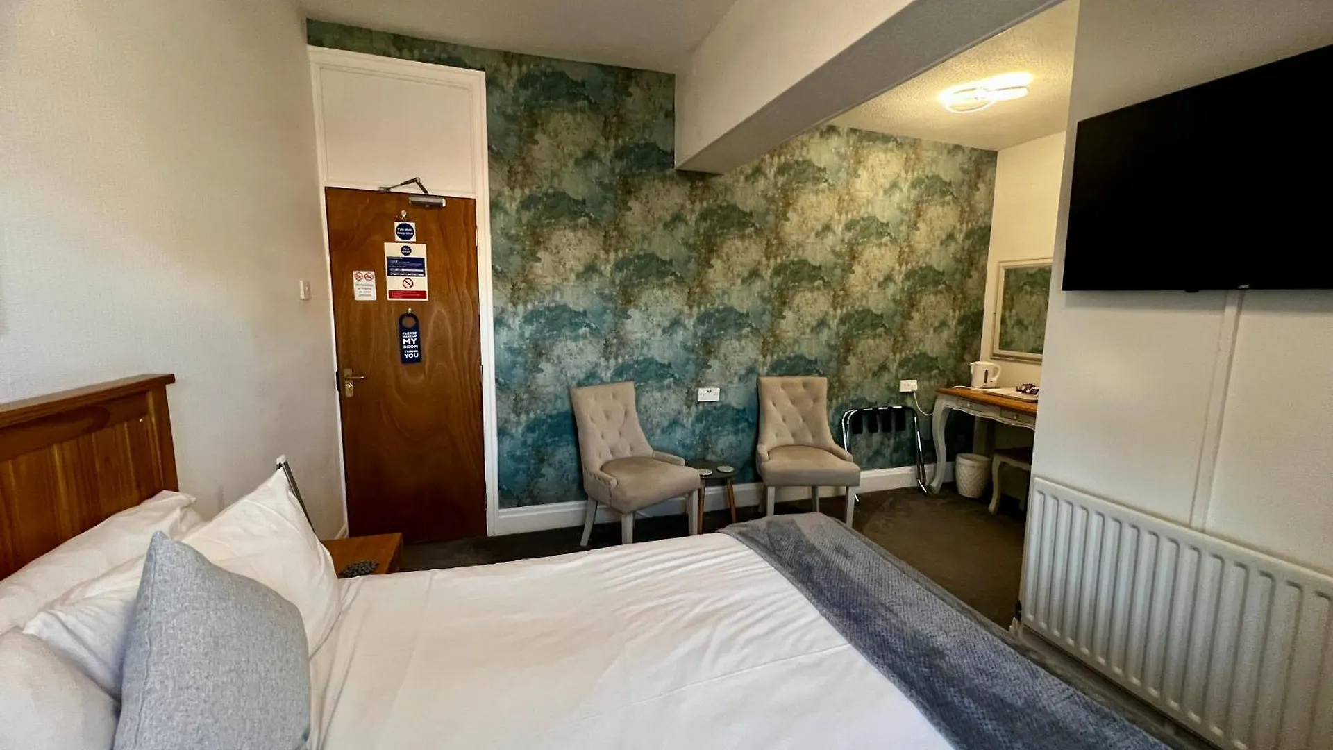 The Fossil Tree Hotel Blackpool